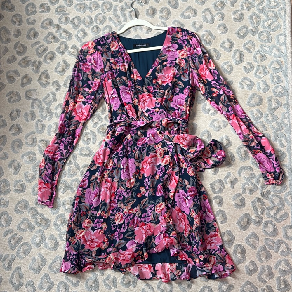 Forever New floral long sleeve ruffle wrap style dress size 6